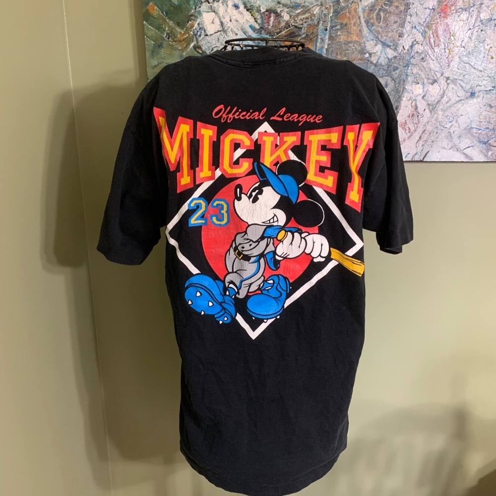 Vintage Mickey Mouse baseball T-shirt.